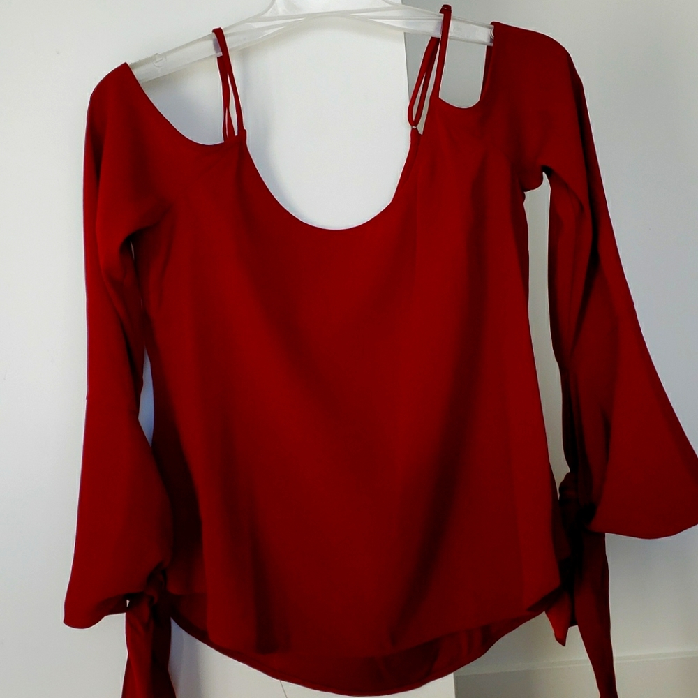 BCBG Maxazria Nichollete Shoulder Top